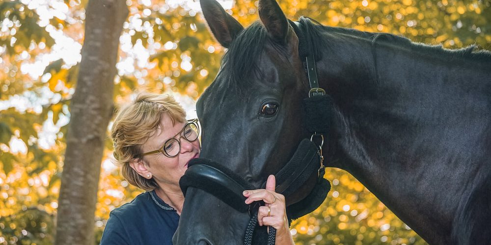 Deelnemer met paard Jasmine